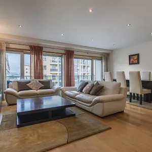 2 Bedroom Large By Innkeeper Apartamento Lisboa